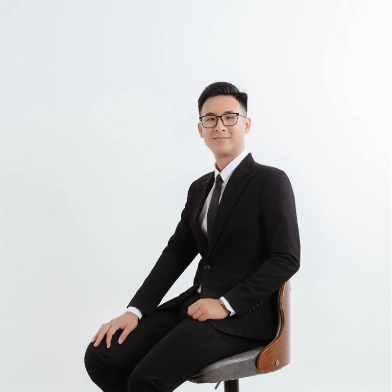 Hành trình phát triển sự nghiệp của CEO Lê Minh Hùng